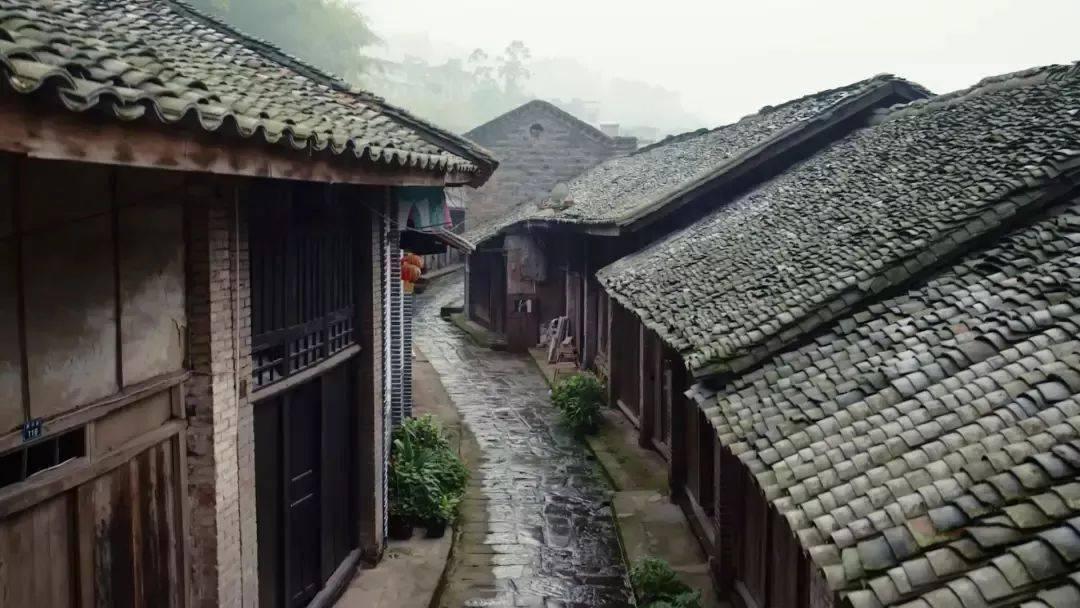 朋友28岁他父亲68岁这属于正常吗，算是老来得子吗他还有个同父异母的哥？游戏画面